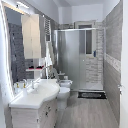 Oltre Le Onde Apartment